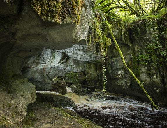 marble arch caves