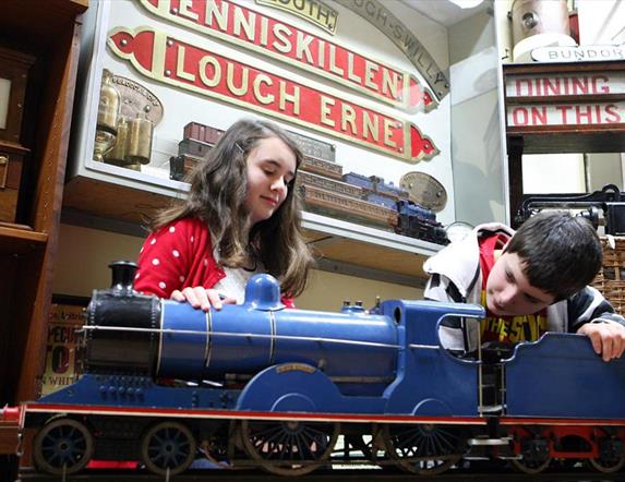 Headhunters Barber Shop & Railway Museum