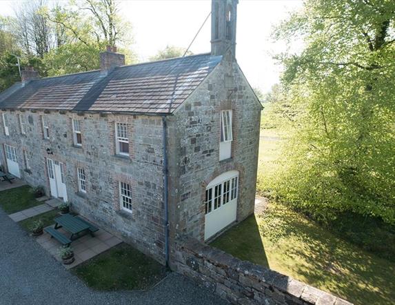 Belle Isle Estate - The Coach House