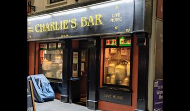 Charlie's Bar