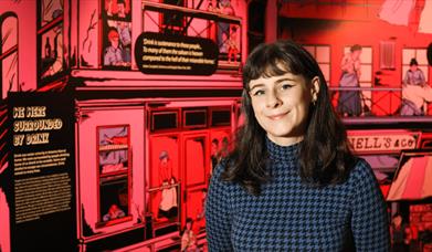 An image of illustrator Fiona McDonnell, brunette