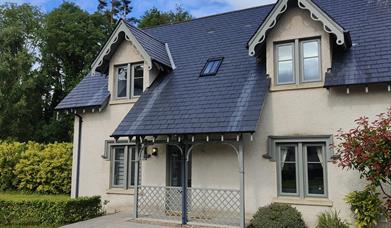 For people who adore freshwater swimming - this is the place - A number of local jetties on the lake provide a perfectly tranquil space to Greenbath -