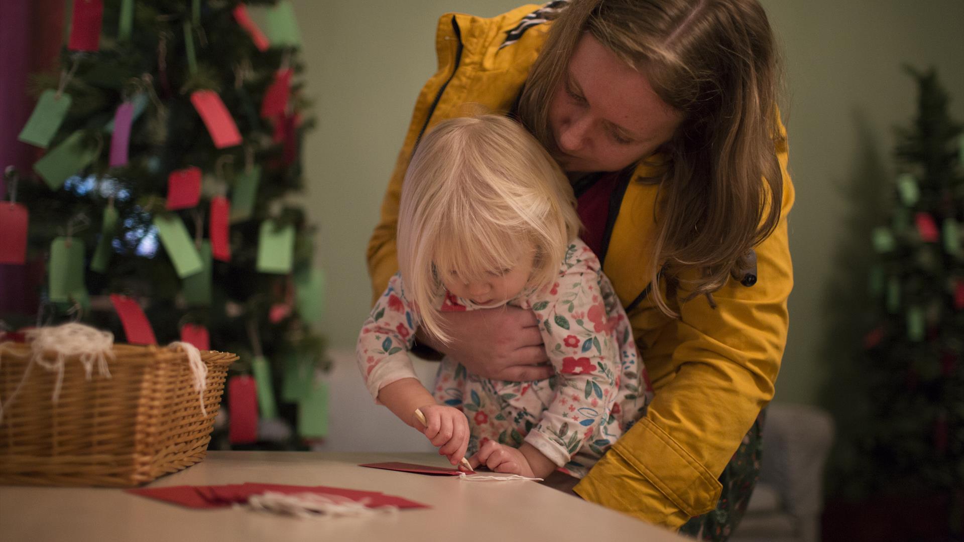 Children’s Christmas Crafts Workshop