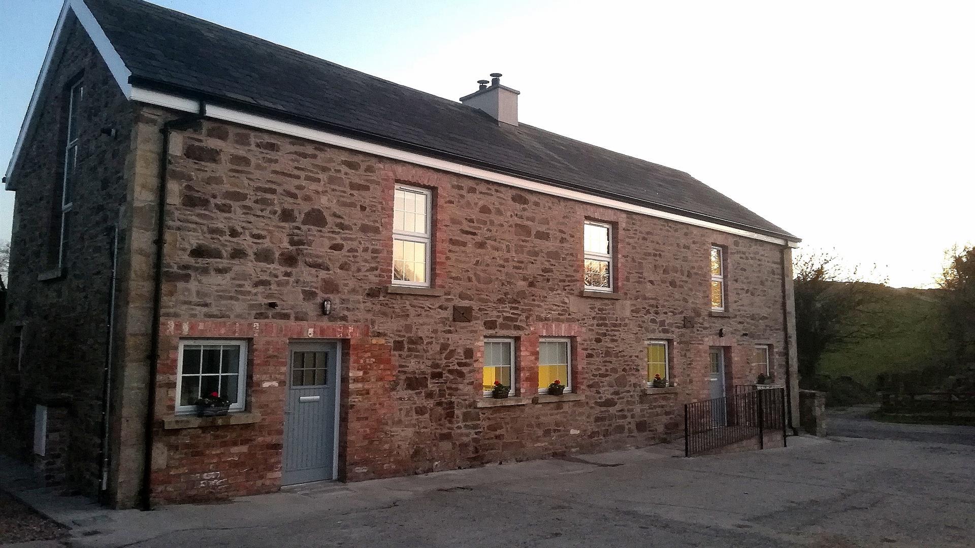 Cash Hill Farm Cottages - Bluebell