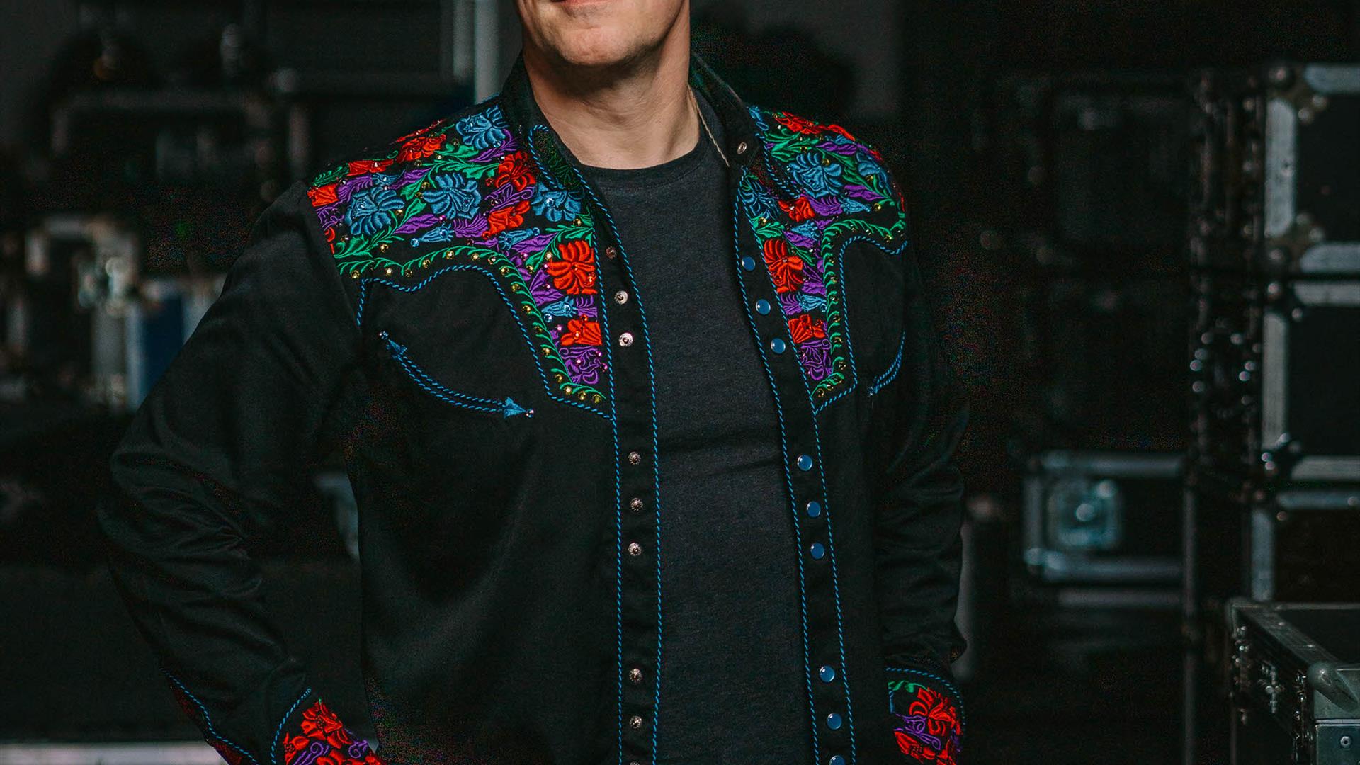 Robert Mizzell Live at Share Discovery Village