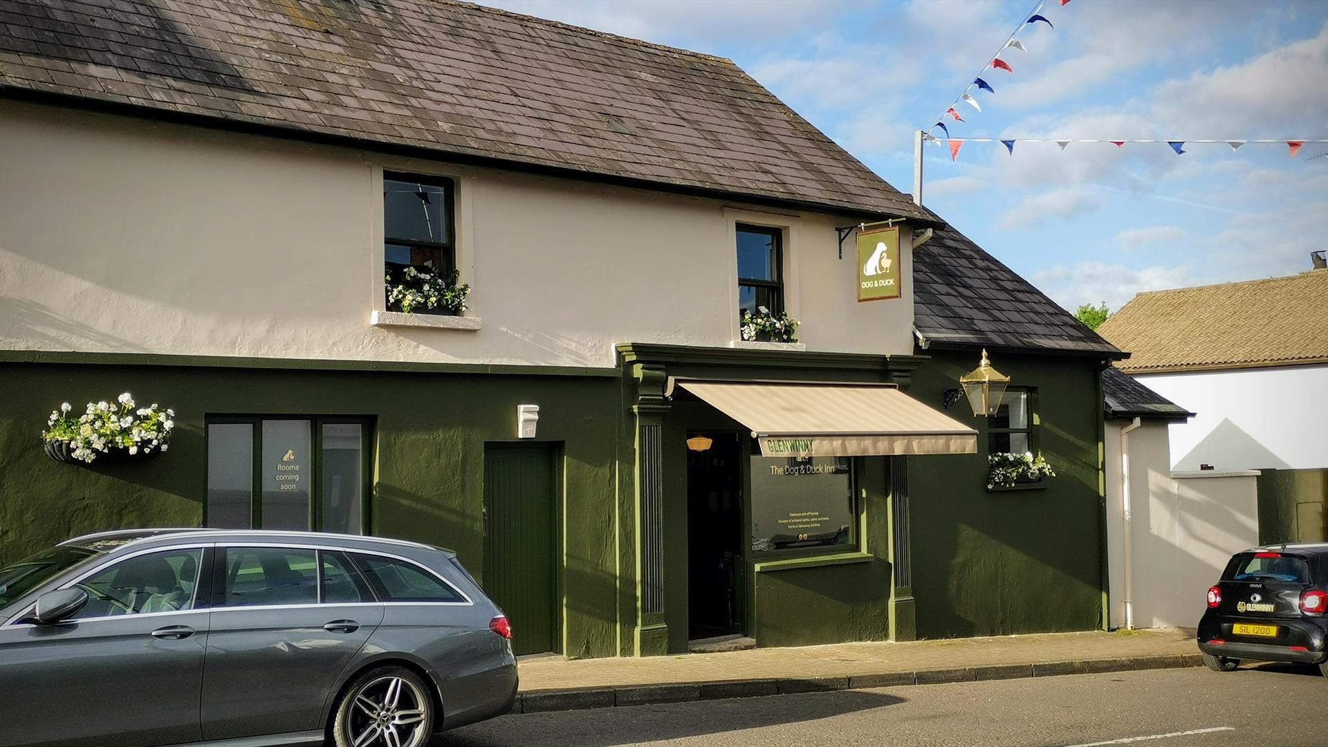 The Dog & Duck Inn