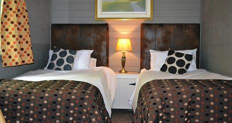 Lusty Boa Chalets (sleeps 4)