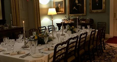 Fine Dining Table Set Up