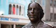 Oscar Wilde statue, Galway