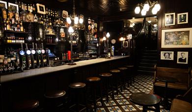 Blakes of the Hollow