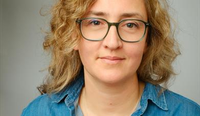 FLive | Creative writing workshop with Juliana Adelman